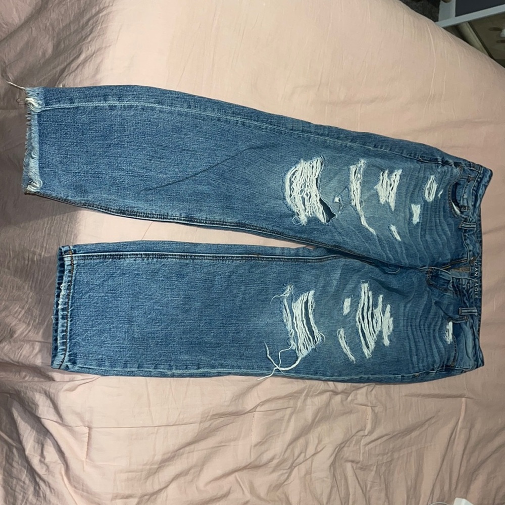 Women’s American Eagle Jeans High Rise Tomgirl size 12.